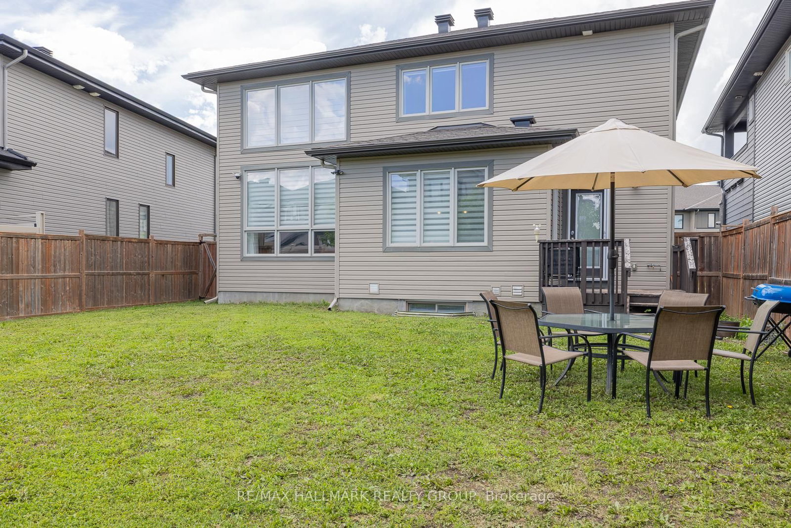 305 Oxer Place • Ottawa, ON photo 33