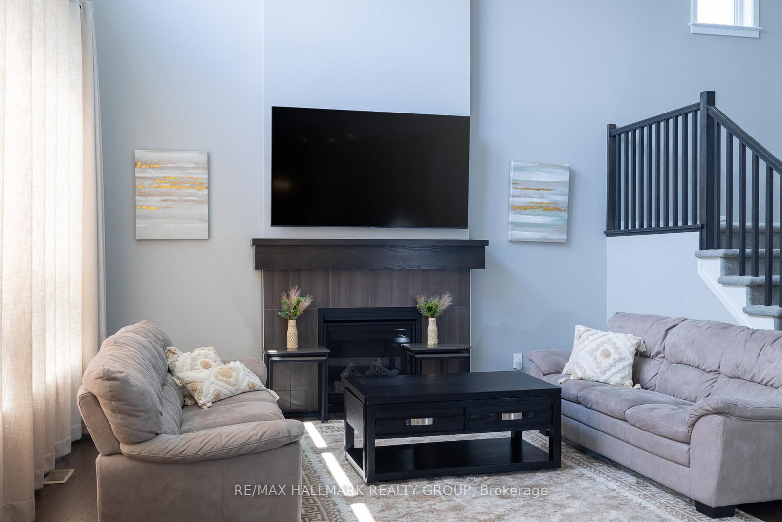 305 Oxer Place • Ottawa, ON photo 9