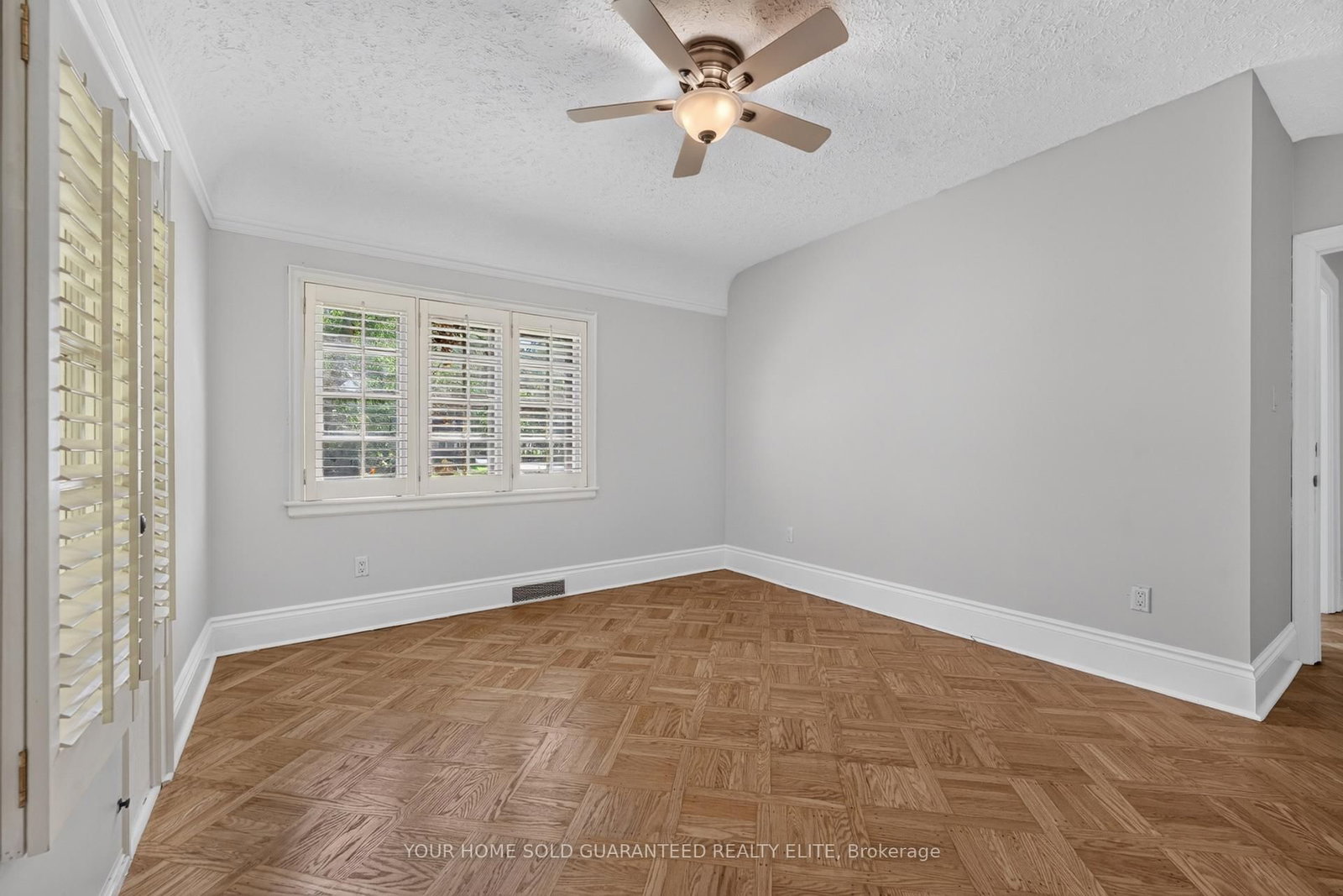 4 Forsyth Avenue N • Hamilton, ON photo 19