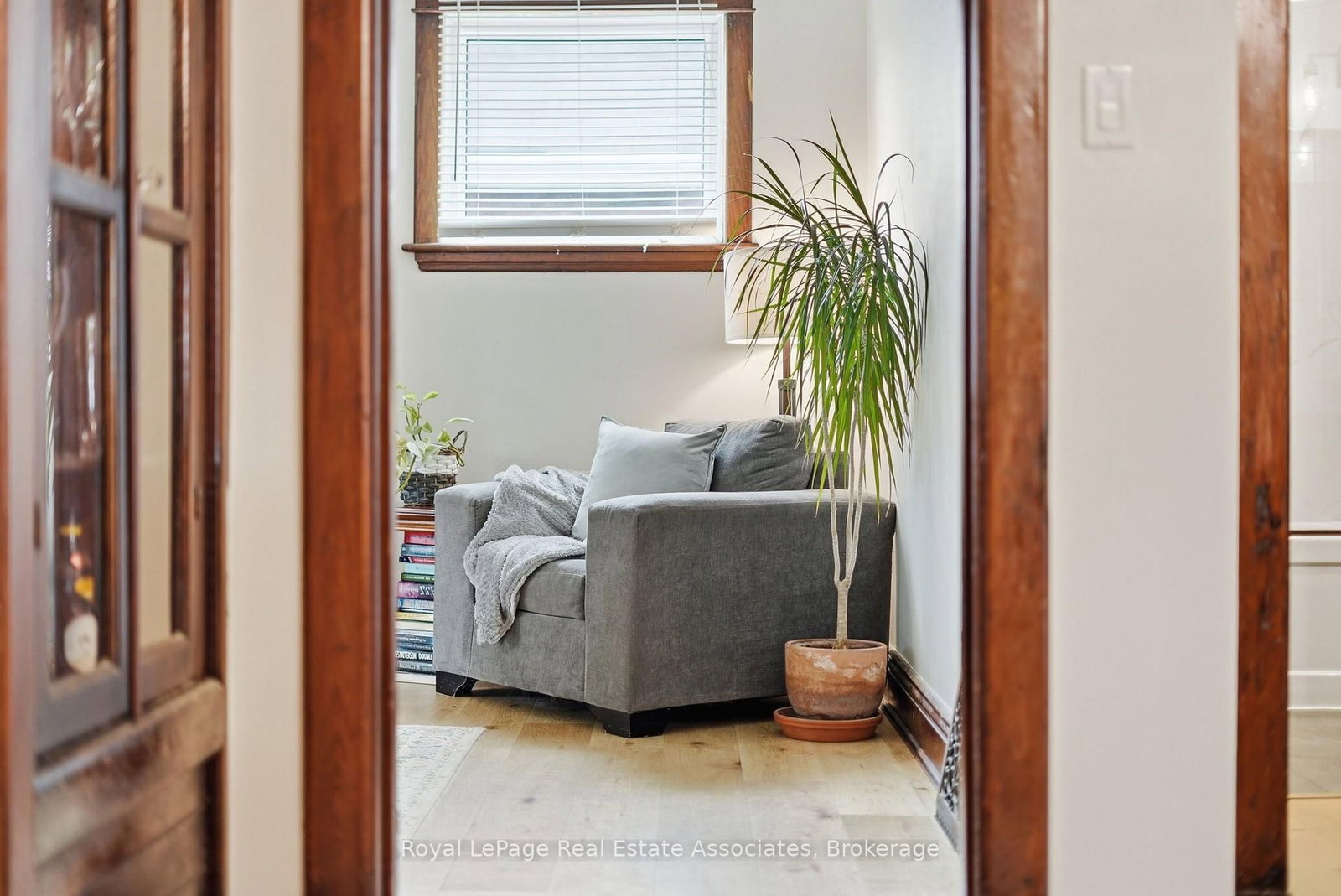 96 Huxley Avenue S • Hamilton, ON photo 15