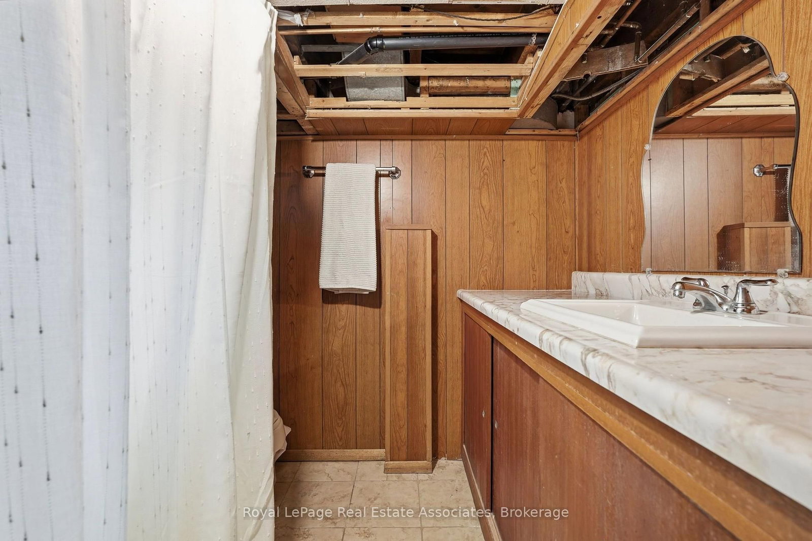 96 Huxley Avenue S • Hamilton, ON photo 41