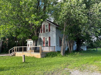 80 Albert Street S • Kawartha Lakes, ON photo 3