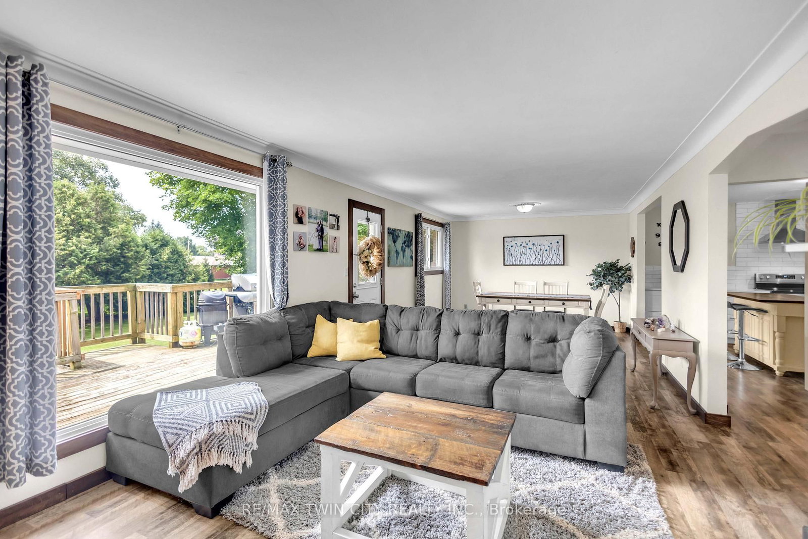 60 Brown Avenue • Brant, ON photo 14