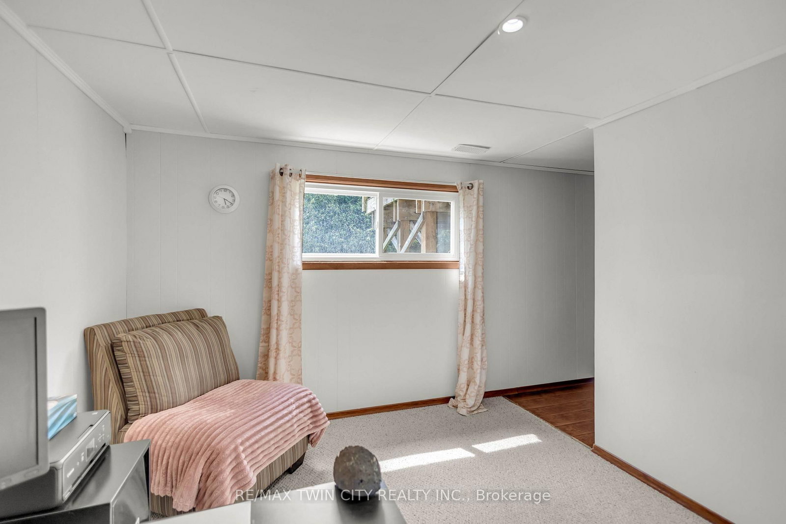 60 Brown Avenue • Brant, ON photo 28