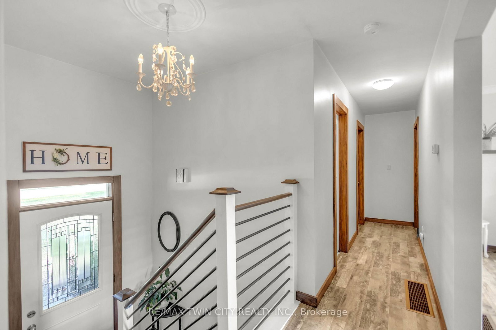 60 Brown Avenue — photo 4