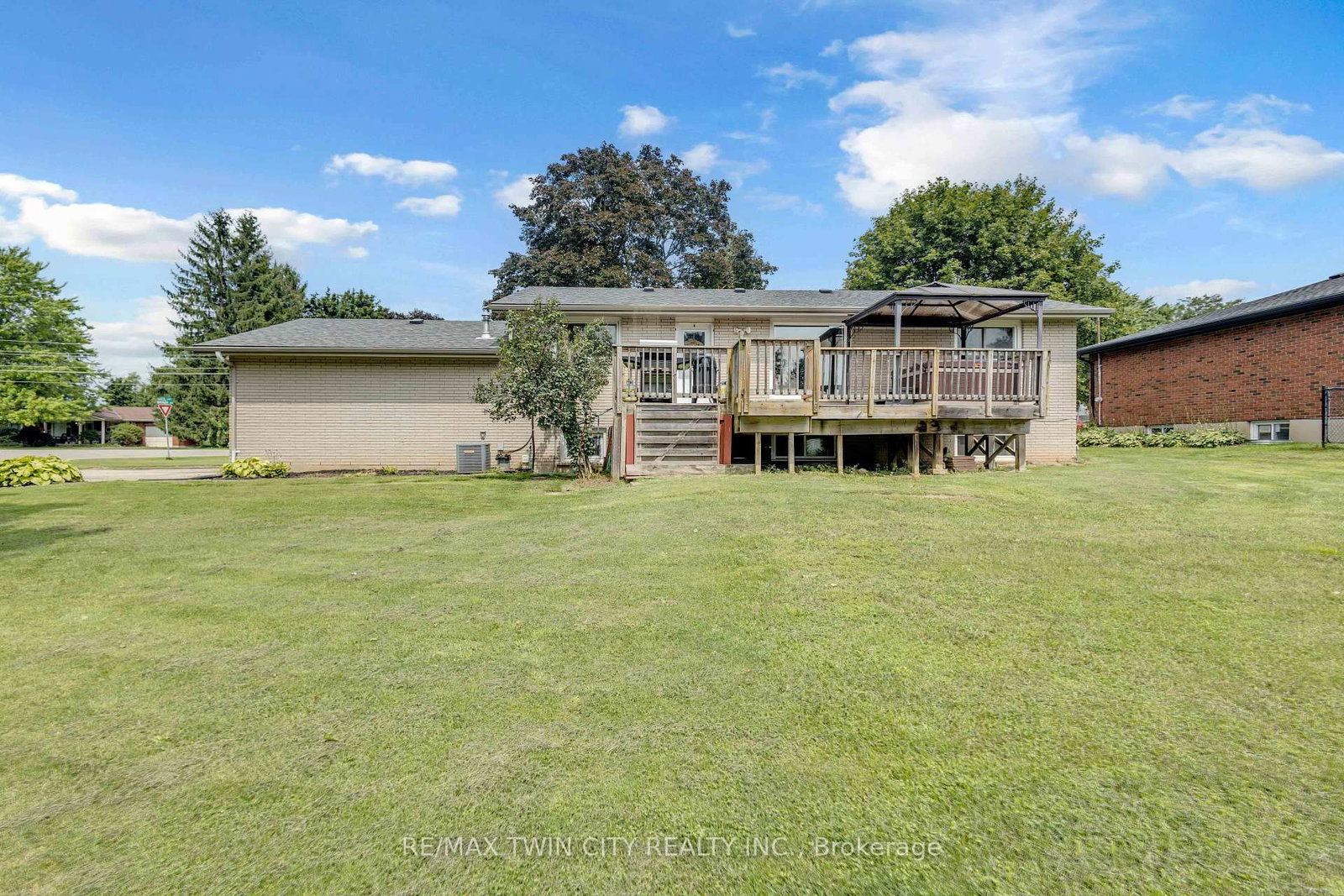 60 Brown Avenue • Brant, ON photo 41