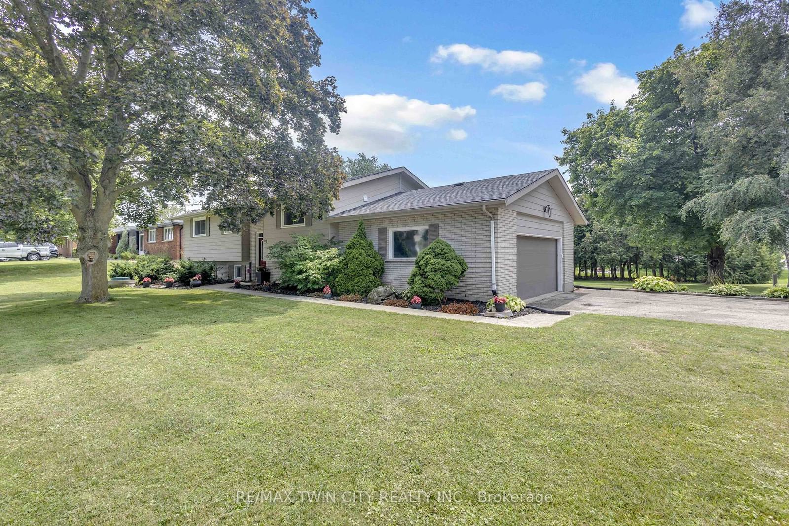 60 Brown Avenue • Brant, ON photo 48