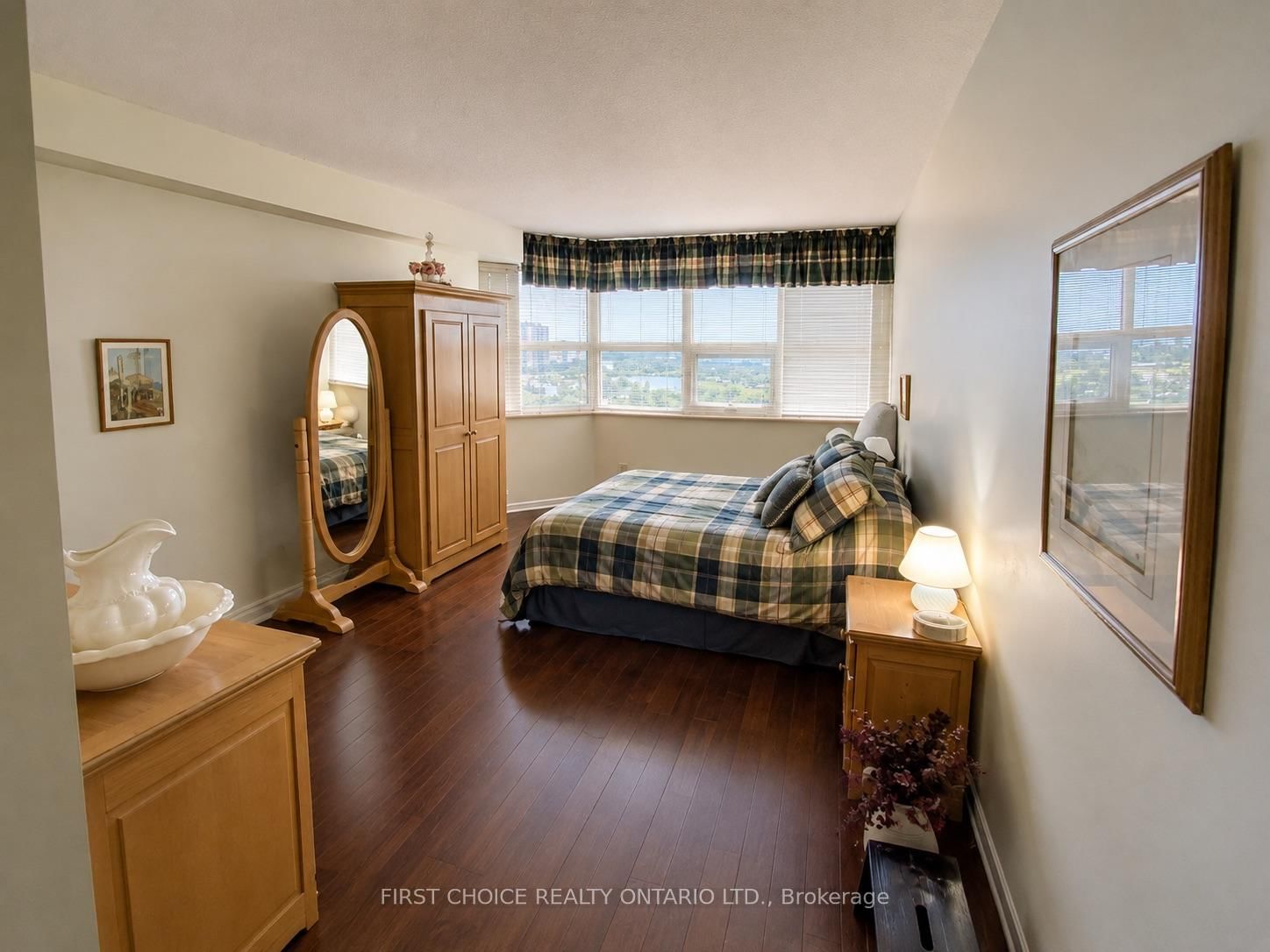 1510 Riverside Drive • #1406 • Ottawa, ON photo 14