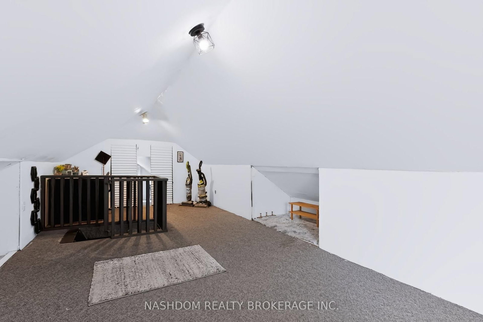 703 Brighton Avenue • Hamilton, ON photo 21