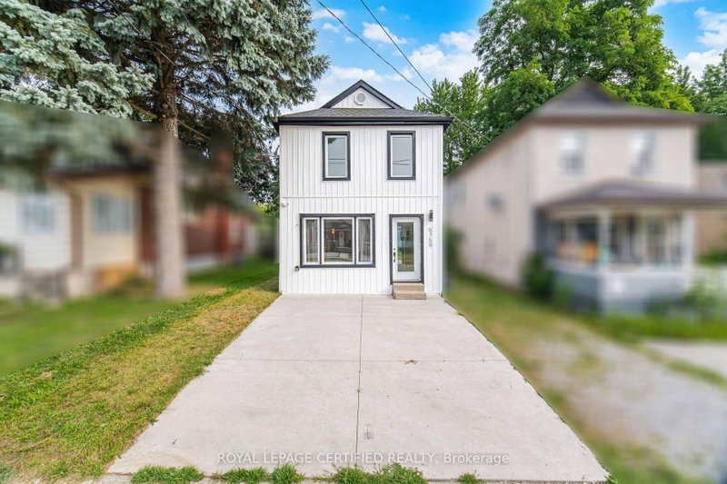 home for lease on 5759 Robinson Street