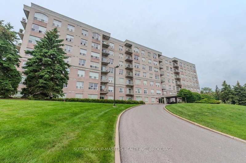 112 - 350 Wellington Street