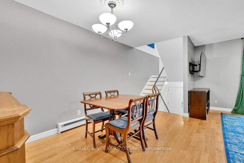 878 Grenon Avenue • Ottawa, ON photo 10