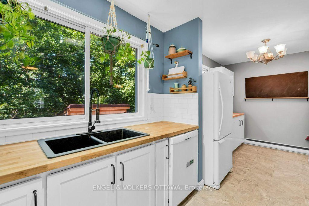 878 Grenon Avenue • Ottawa, ON photo 14