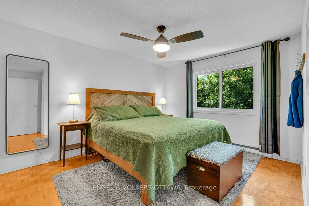 878 Grenon Avenue • Ottawa, ON photo 21