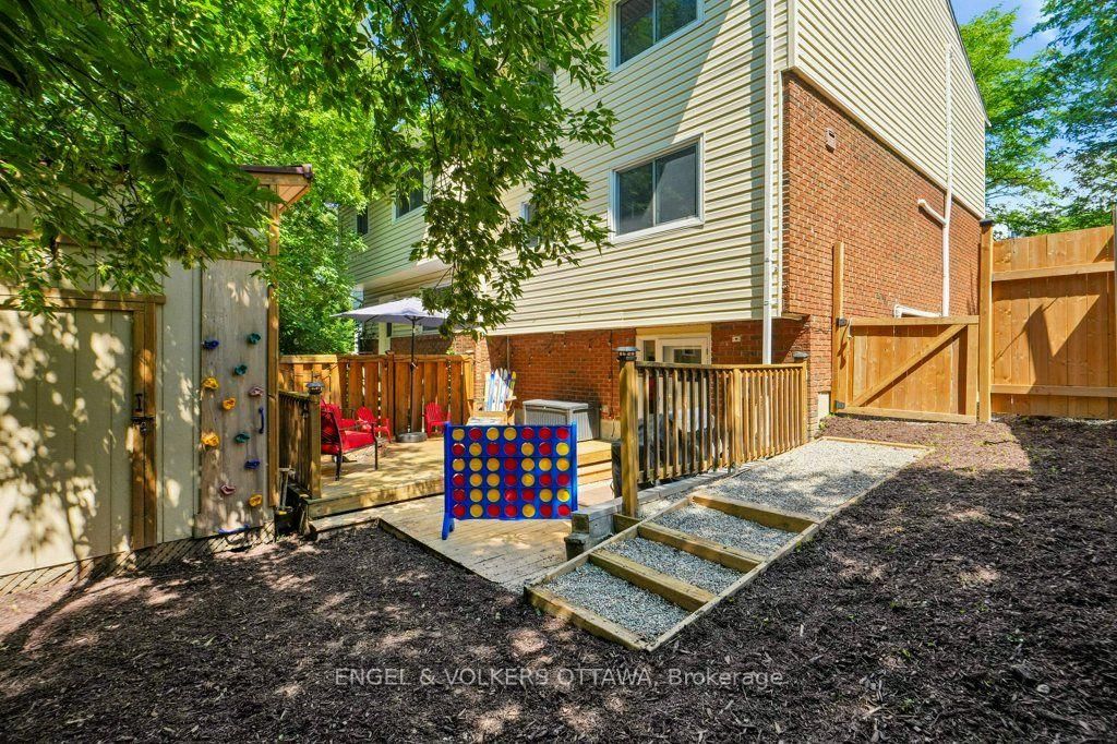 878 Grenon Avenue • Ottawa, ON photo 34