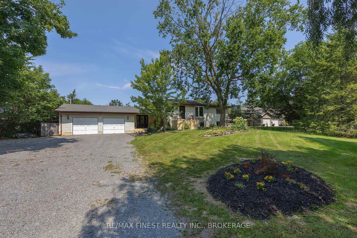 3420 Round Lake Road • Inverary, ON photo 36