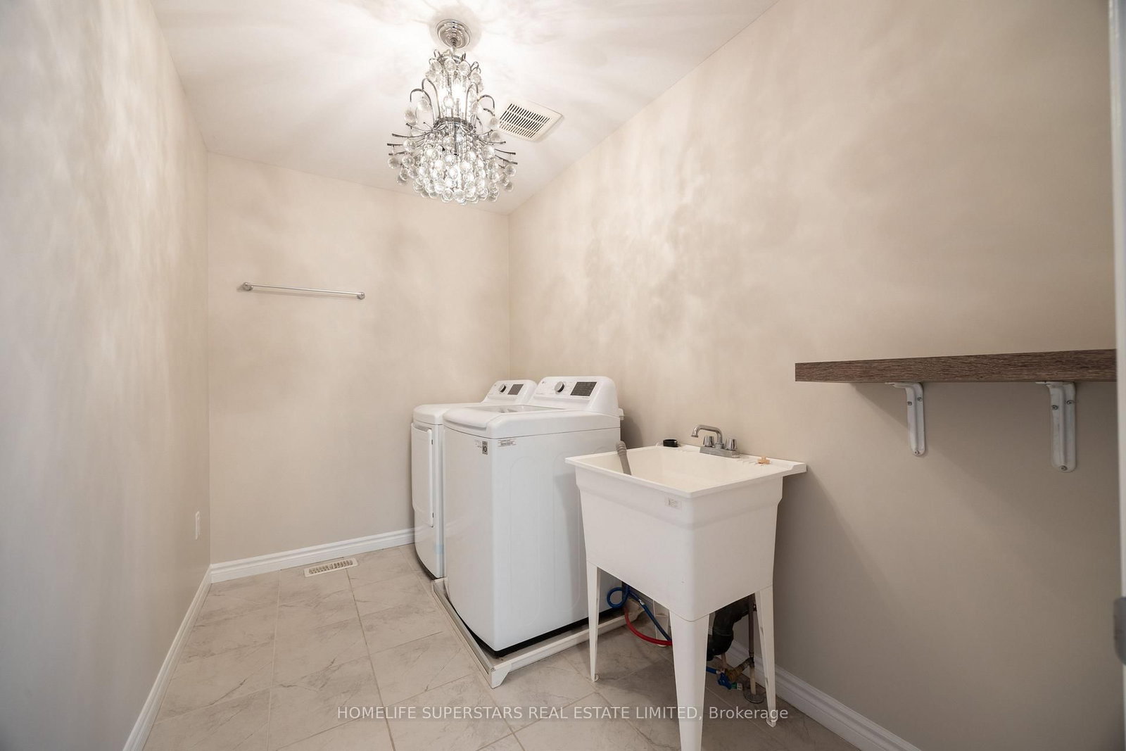 93 Lorne Card Drive • Brant, ON photo 24