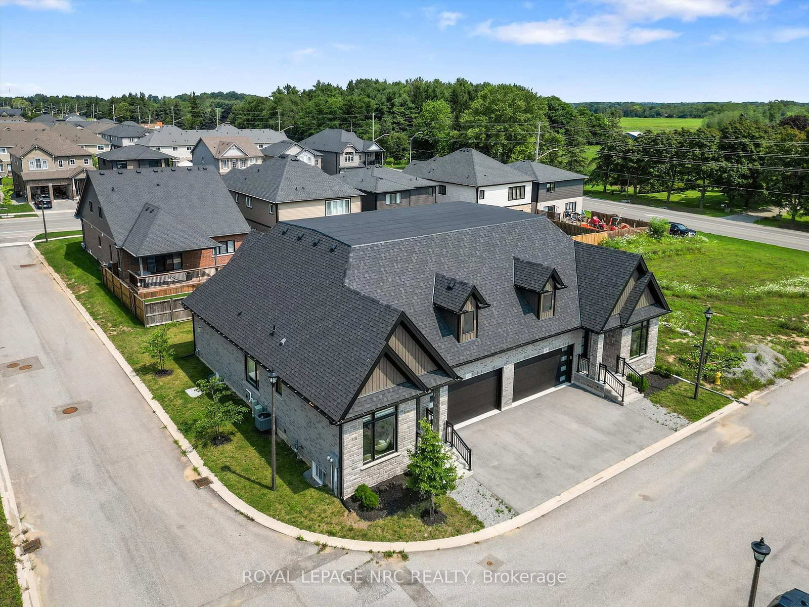 11 Primrose Street • Pelham, ON photo 39