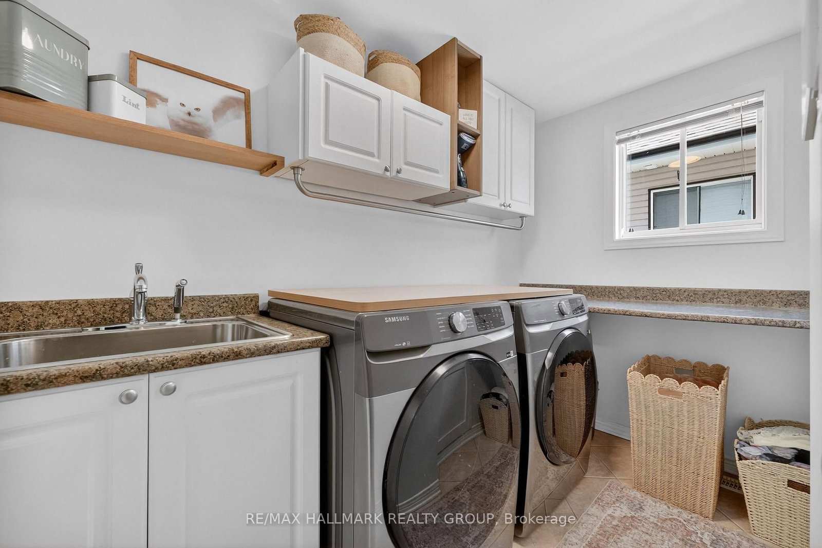 1091 Charest Way • Orleans, ON photo 36