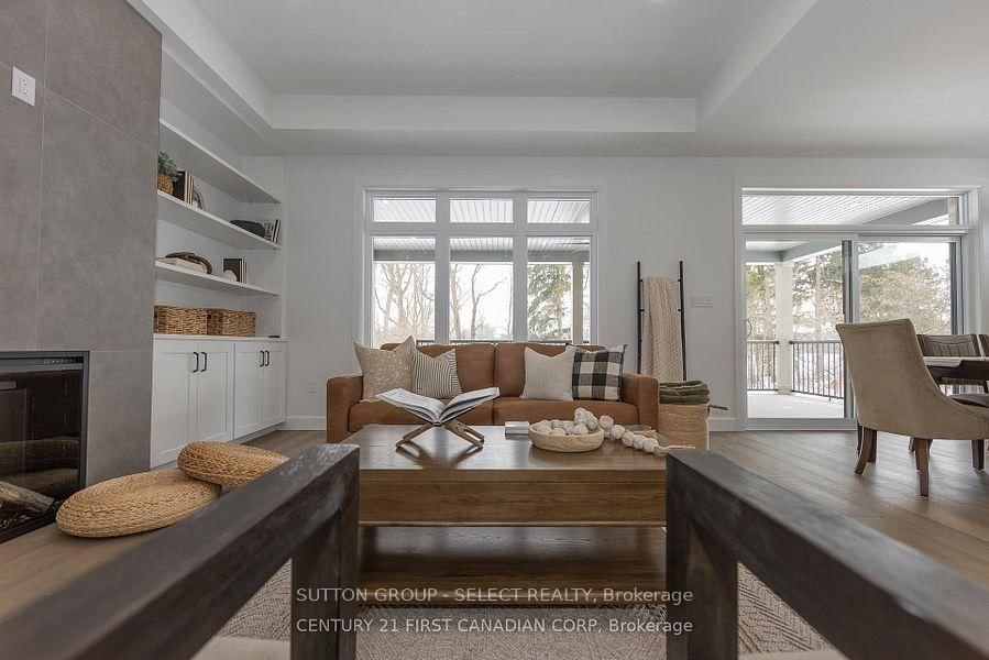 Listing Image 7
