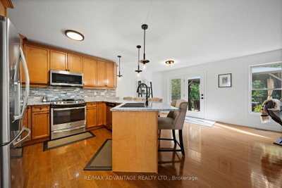 1519 Shore Road • London South, ON photo 7