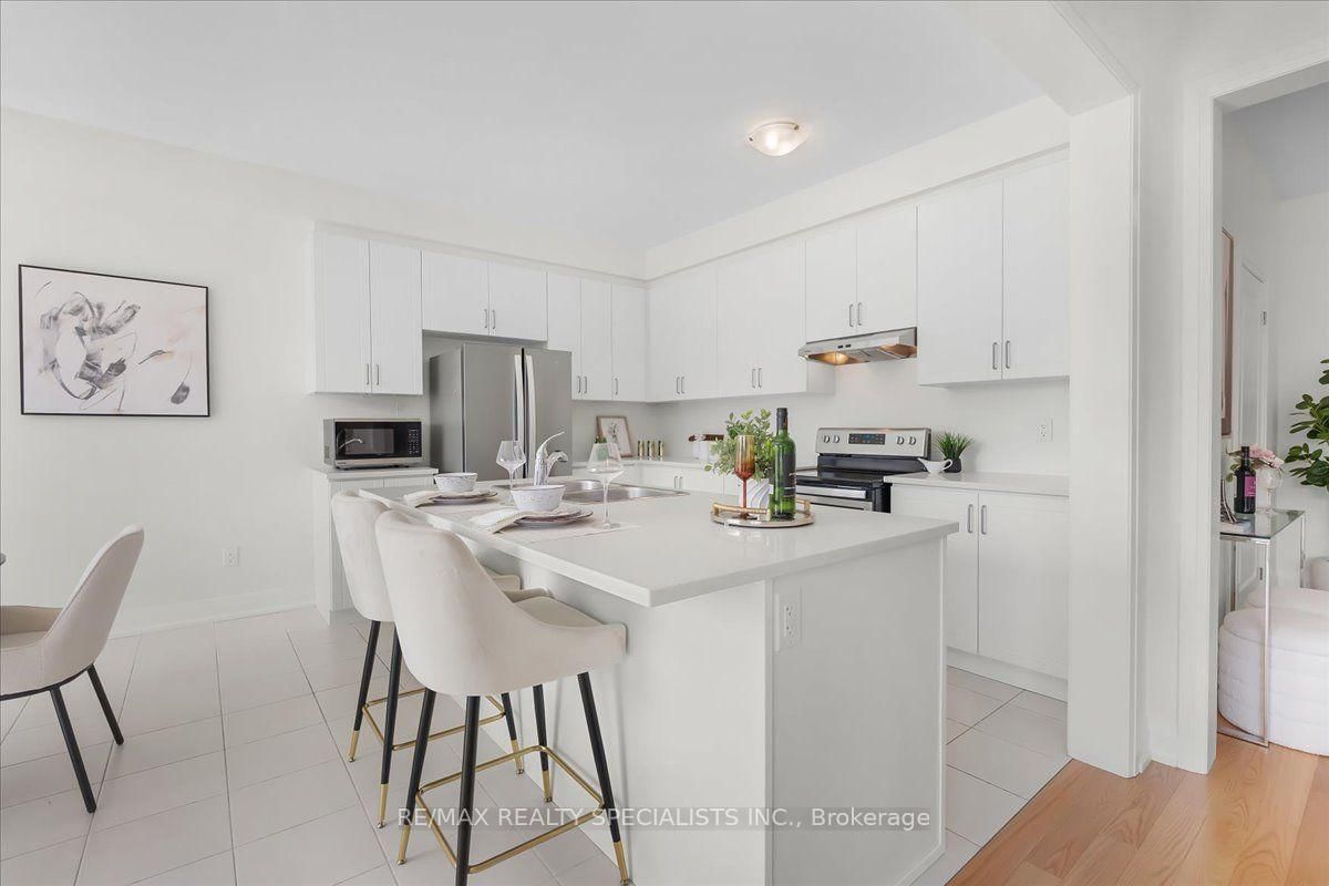 832 Knights Lane • Woodstock, ON photo 15