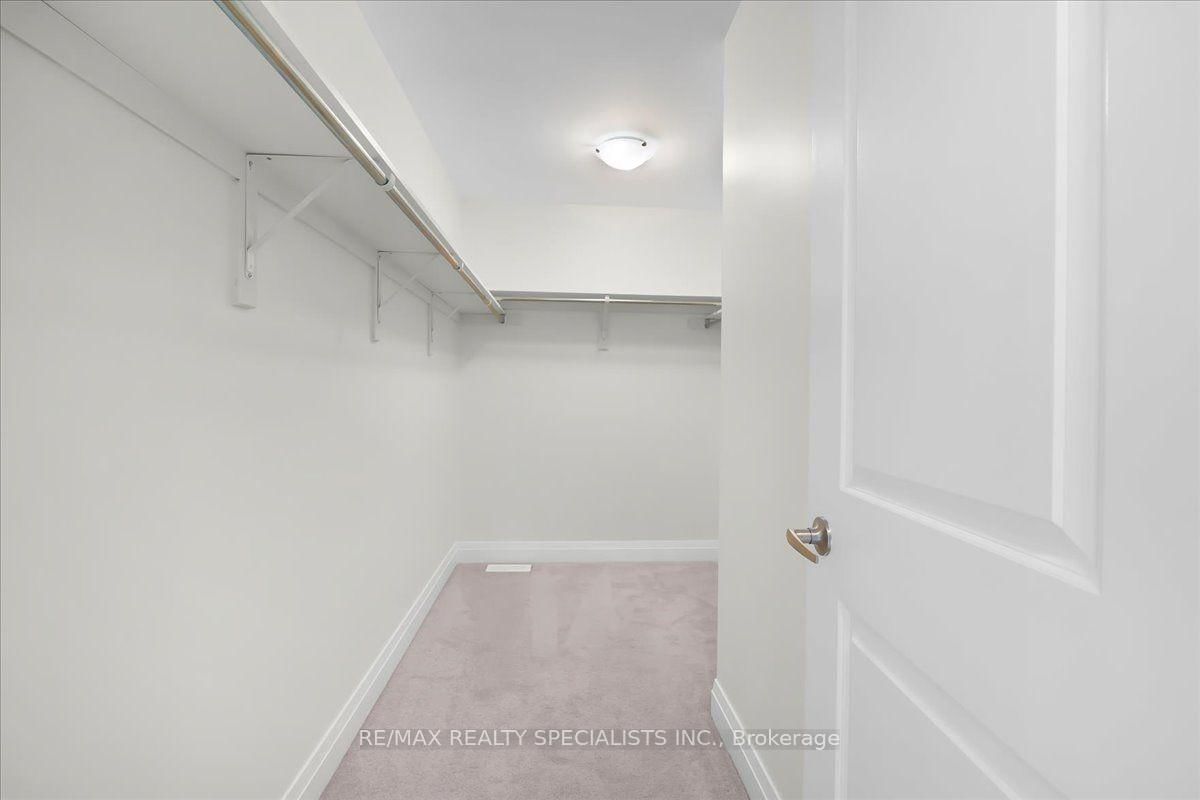 832 Knights Lane • Woodstock, ON photo 24