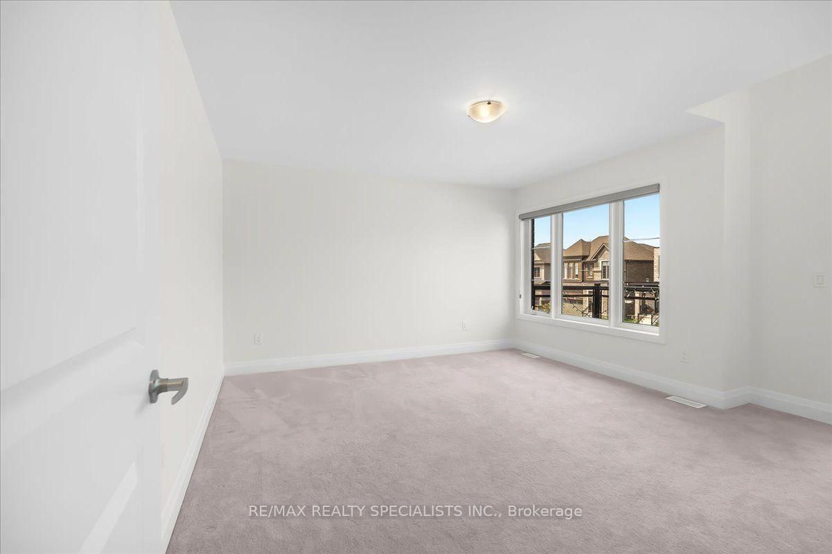 832 Knights Lane • Woodstock, ON photo 32