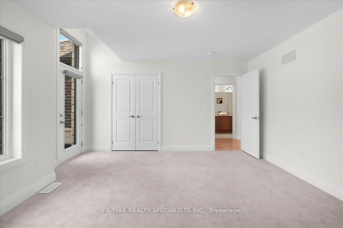 832 Knights Lane • Woodstock, ON photo 33