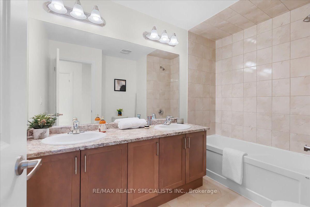 832 Knights Lane • Woodstock, ON photo 35