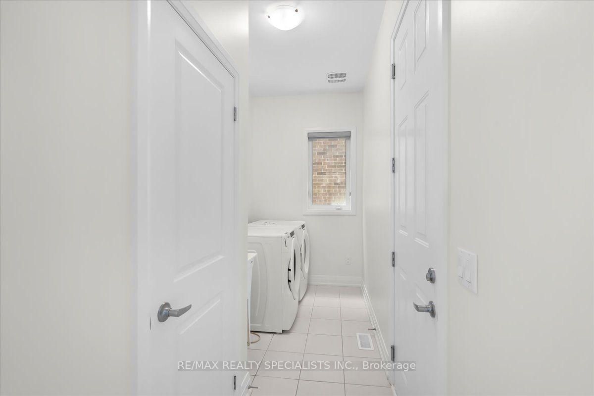 832 Knights Lane • Woodstock, ON photo 36