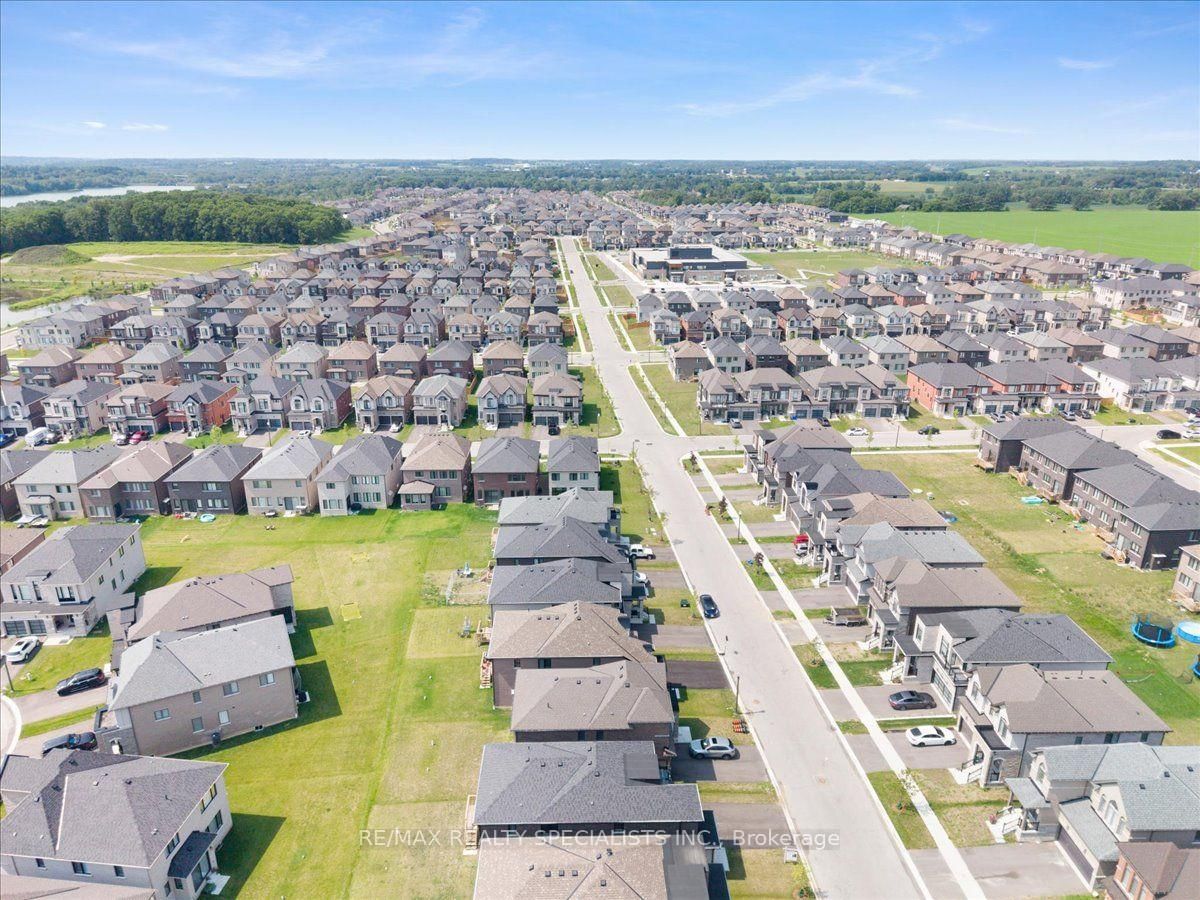 832 Knights Lane • Woodstock, ON photo 42