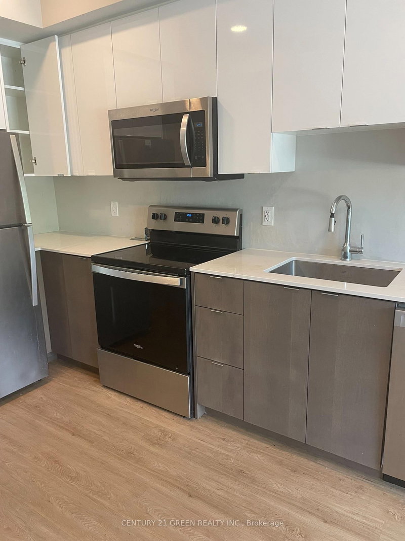207 - 708 Woolwich Street