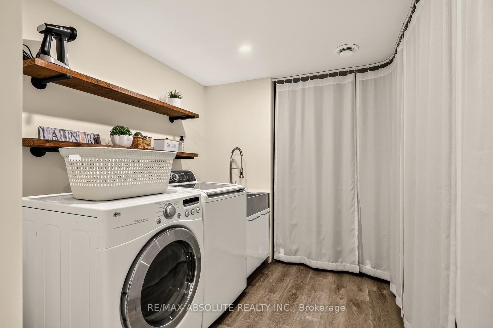 140 Creek Drive • Carp - Dunrobin - Huntley - Fitzroy and Area, ON photo 43