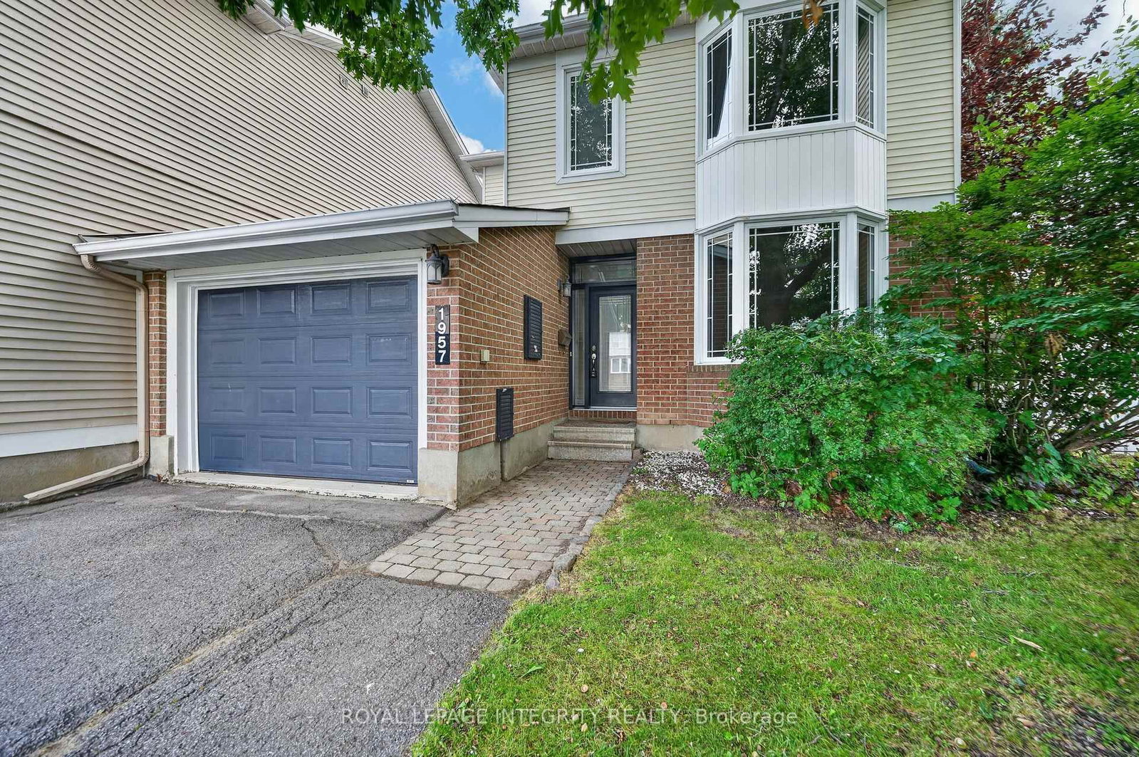 1957 Crestmont Place • Orleans, ON photo 1