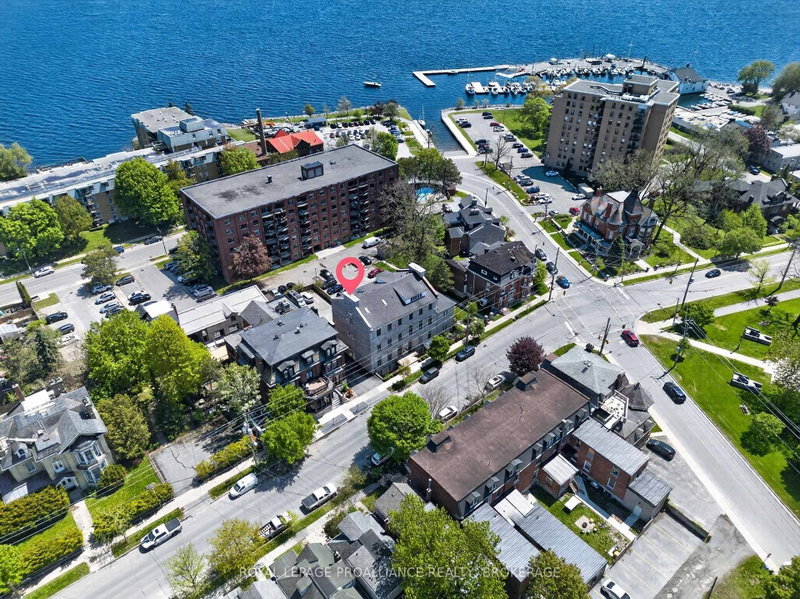 2 - 133 King Street E