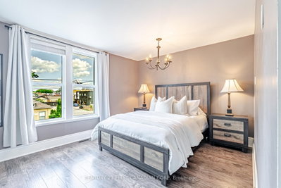 425 English Street • London East, ON photo 8