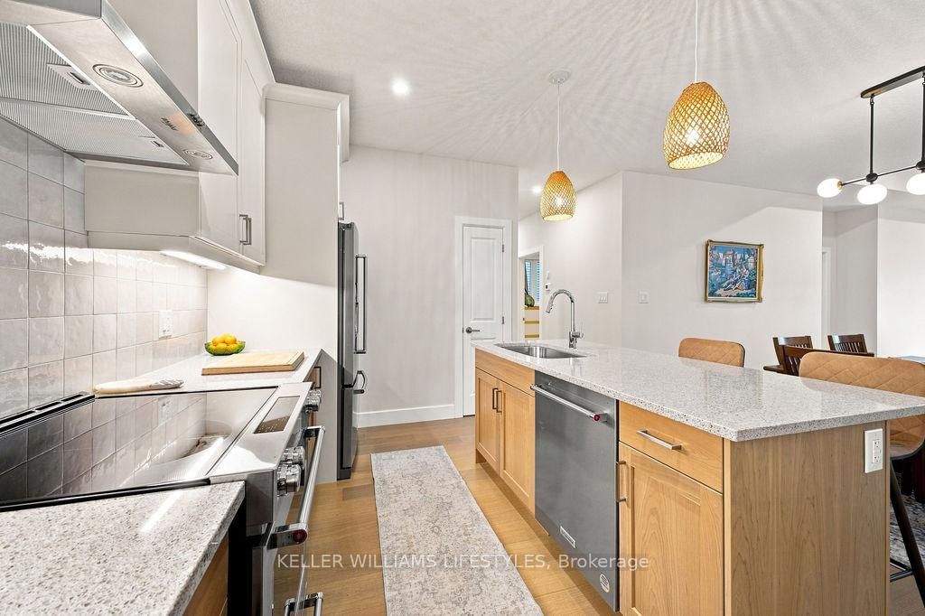130 Scotts Drive • Lucan Biddulph, ON photo 12