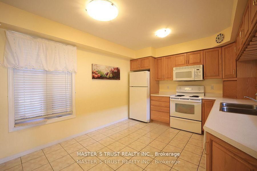 6 - 784 Gordon Street 4