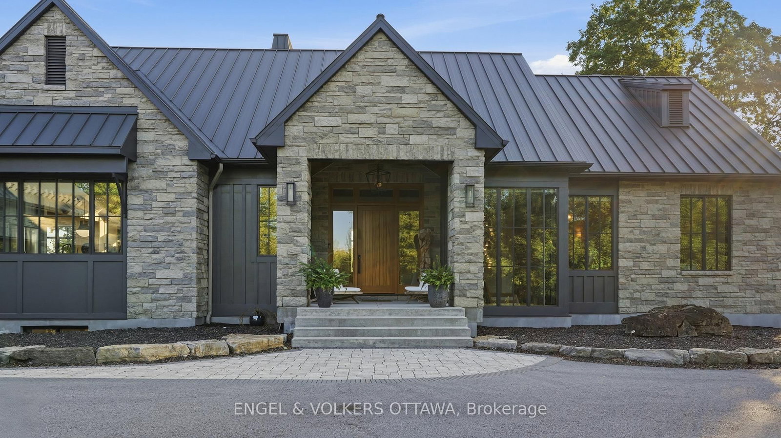 1547 John Quinn Road • Ottawa, ON photo 42