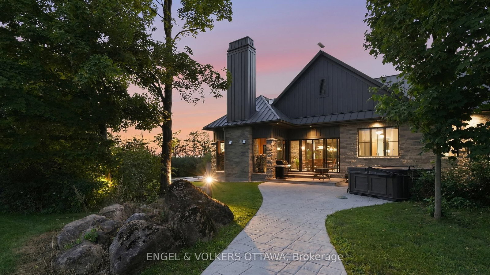 1547 John Quinn Road • Ottawa, ON photo 44