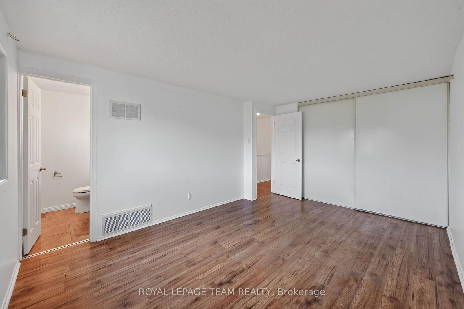 1918 Belmore Lane • #13 • Ottawa, ON photo 16