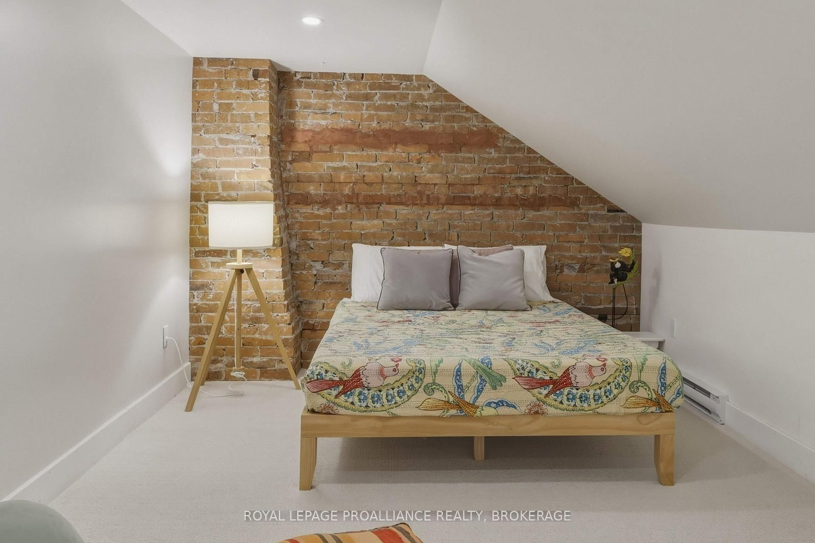 181 Montreal Street • Kingston, ON photo 38