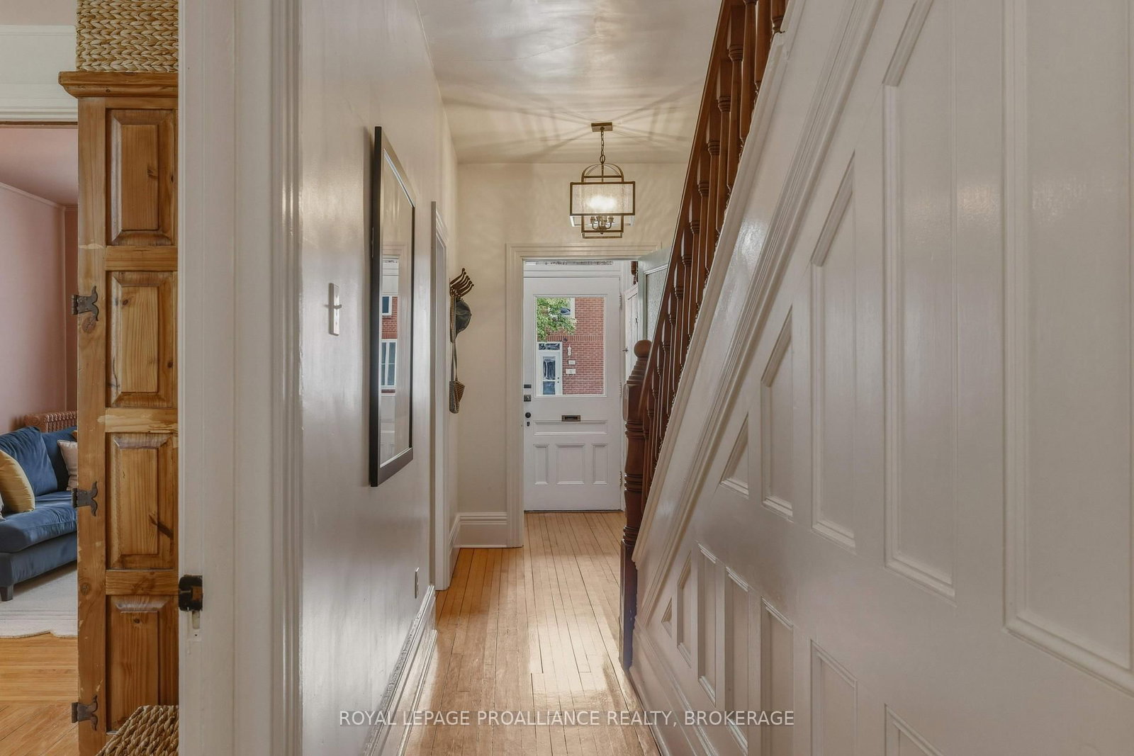 181 Montreal Street • Kingston, ON photo 8