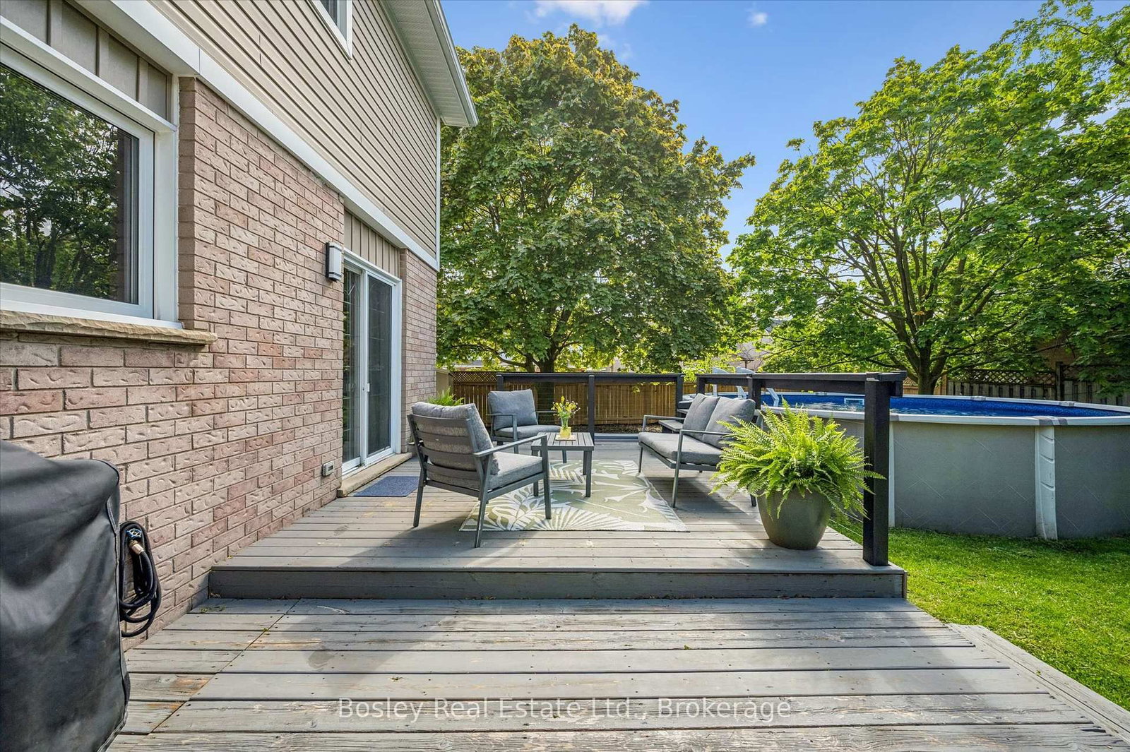 687 Champlain Boulevard • Cambridge, ON photo 39