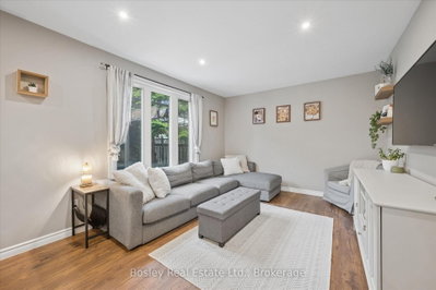 687 Champlain Boulevard • Cambridge, ON photo 9