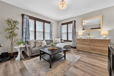 176 Cross Street E • Haldimand, ON photo 5
