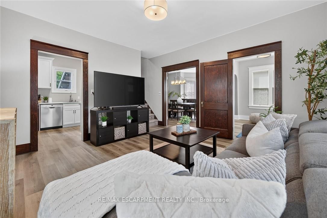 176 Cross Street E • Haldimand, ON photo 9