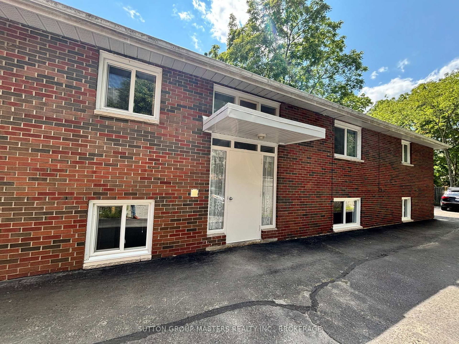 476 Albert Street • Kingston, ON photo 31