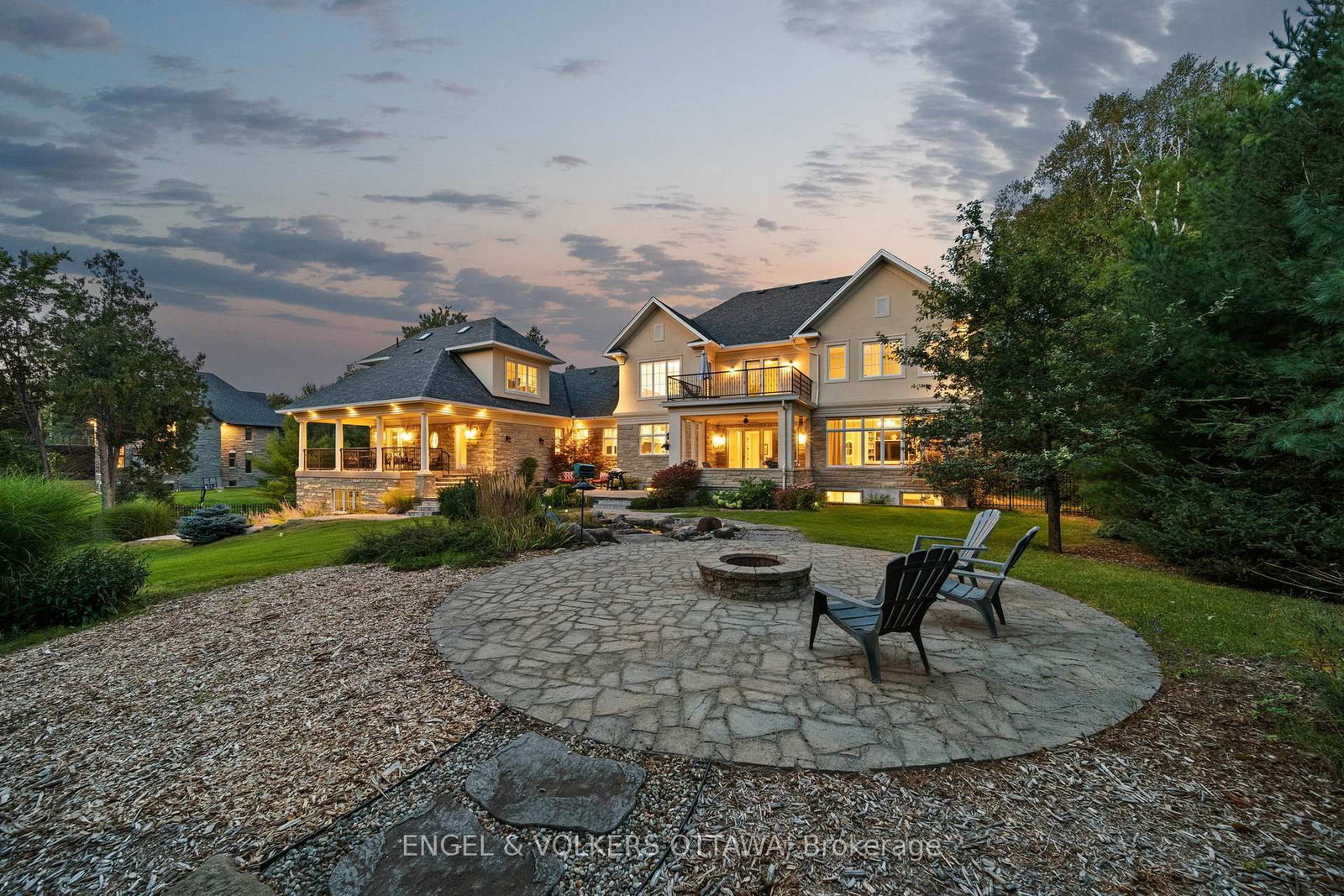 1408 Blackhorse Court • Manotick, ON photo 7